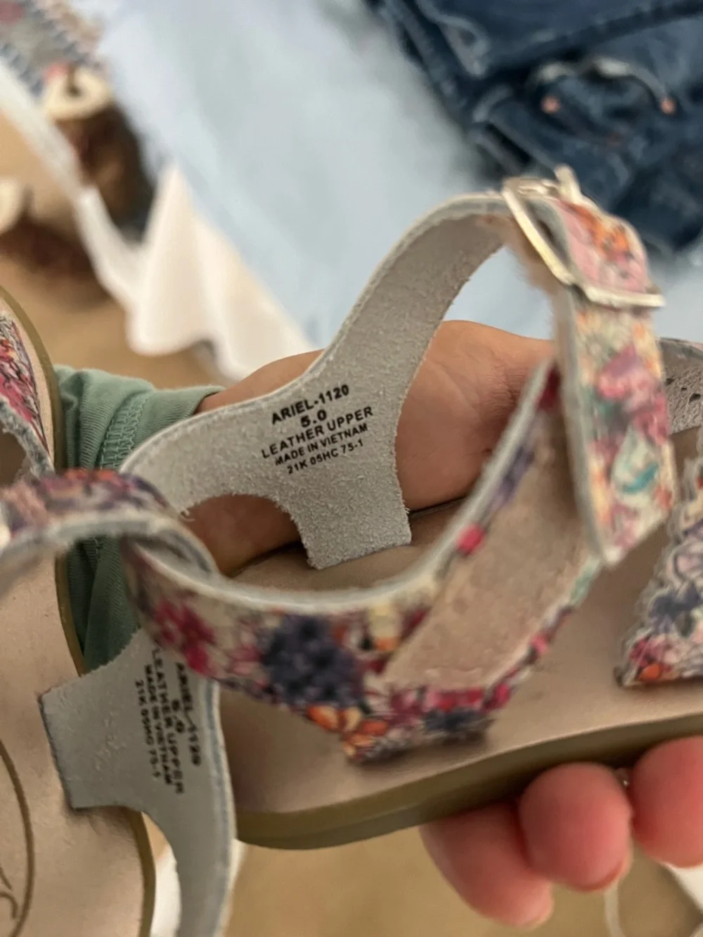 Footmates Ariel Floral Leather Sandals Toddler Size 5 Buckle Strap